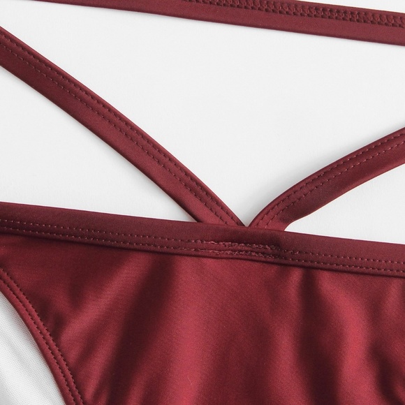 Red Off Shoulder Bikini Set - Picture 3 of 4